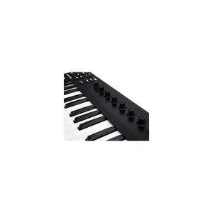 Native Instruments Komplete Kontrol M32 Case Bdl.