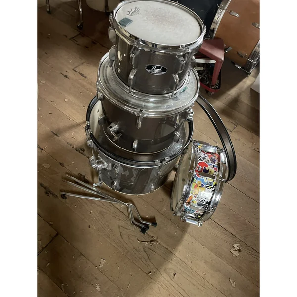 Pearl Roadshow 18" Plus Bronze Met.