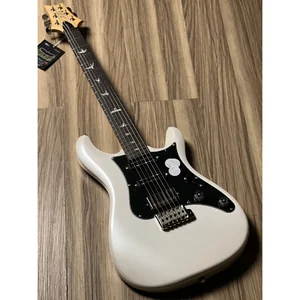 PRS SE Studio Standard Pearl White
