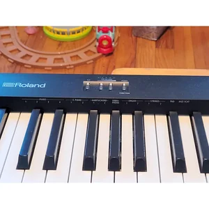 Roland FP-10 Set