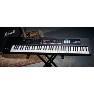 Roland Juno-D7