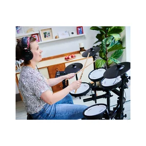 Roland TD-07DMK V-Drum Set Bundle
