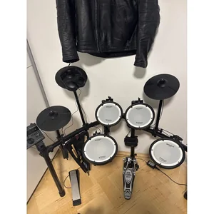 Roland TD-07DMK V-Drum Set Bundle
