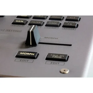 Roland TR-1000