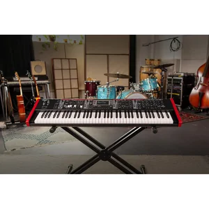 Roland V-Stage 76