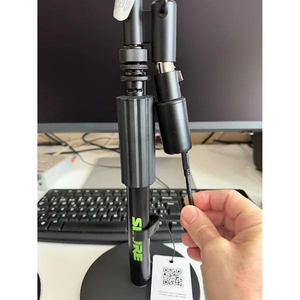 Shure Desktop Stand