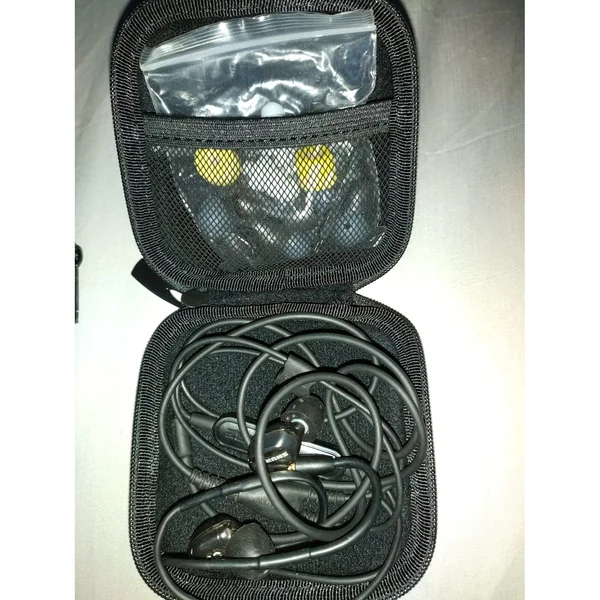 Shure Easqrzipcase-BLK
