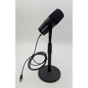 Shure MV7i Desktop Stand Bundle