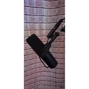 Shure SM 7 B Podcast Bundle