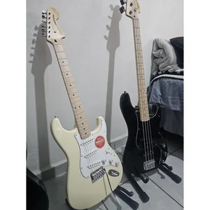 Squier Affinity Strat MN OW Bundle
