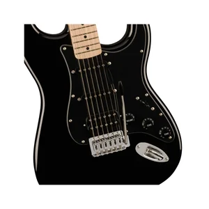 Squier Sonic Strat HSS Black Bundle