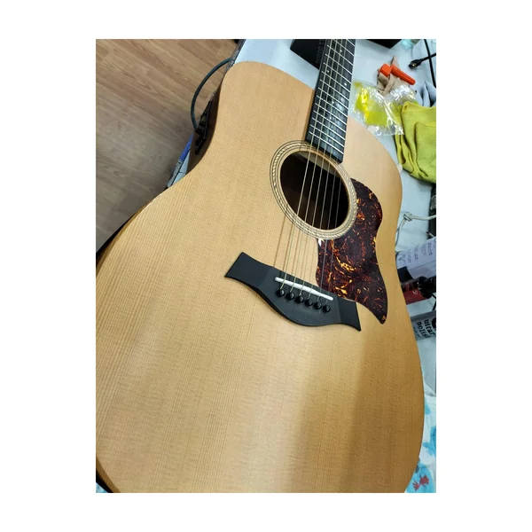 Taylor Academy 10e Walnut/Eucalyptus
