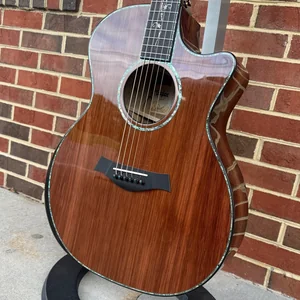 Taylor Custom #3: Canela