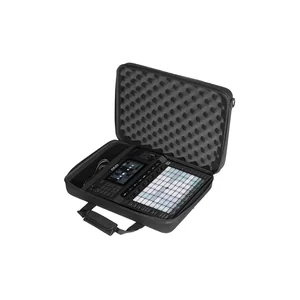UDG Creator Akai Force Black