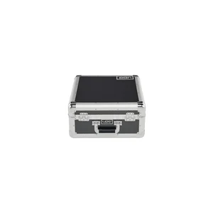 UDG Pick Foam Carbon Flightcase M