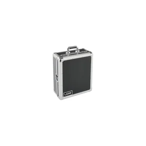 UDG Pick Foam Carbon Flightcase M