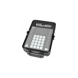 UDG Pick Foam Flight Case Wolfmix