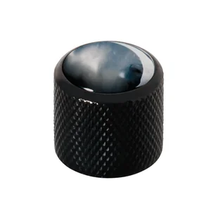 Warwick Split Shaft Dome Knob BK