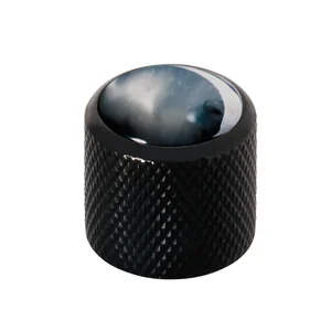 Warwick Split Shaft Dome Knob BK