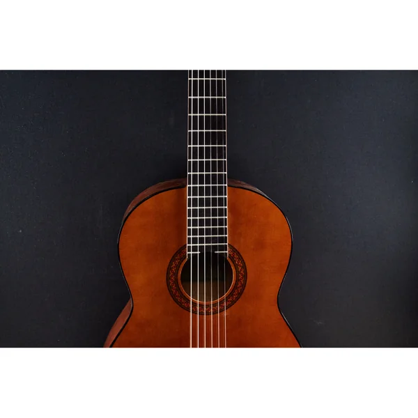 Yamaha C40 III