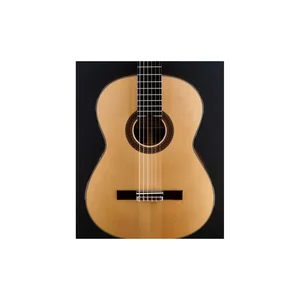 Yamaha CG102 NT Bundle