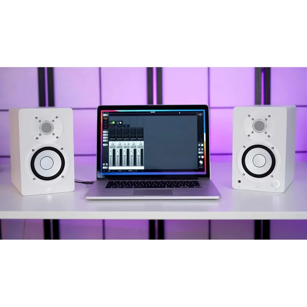 Yamaha HS 4 W