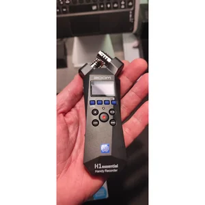 Zoom H1essential